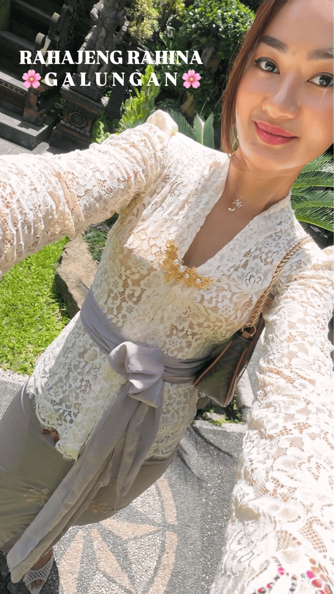 artis rayakan Galungan 2025