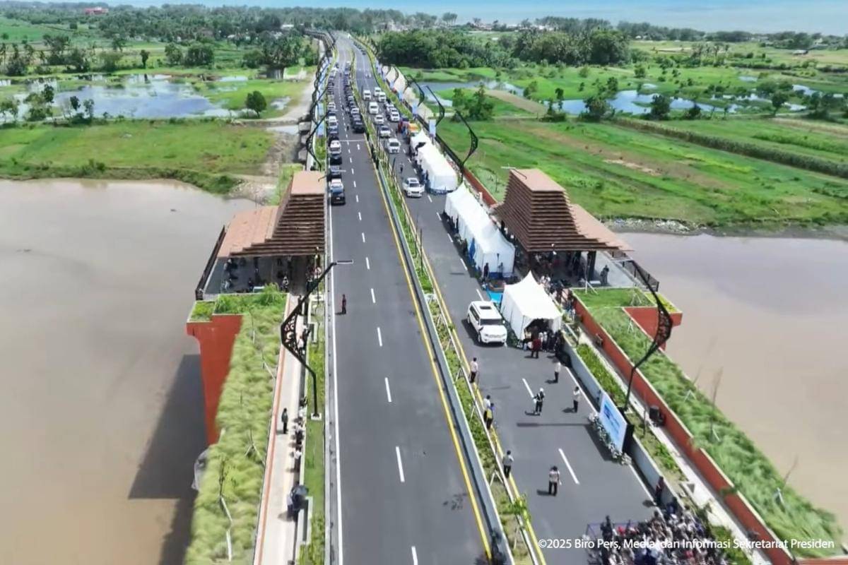 Presiden Prabowo Subianto meresmikan sejumlah proyek infrastruktur.