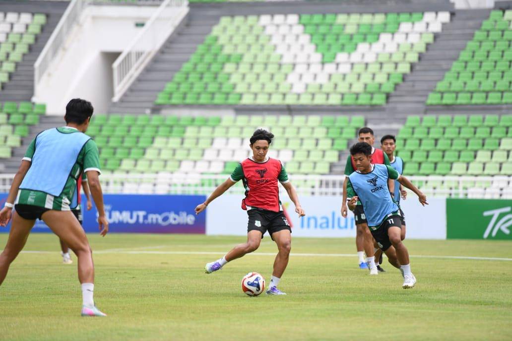 Skuat PSMS berlatih di Stadion Utama Sumut jelang laga kontra PSPS (dok.PSMS)
