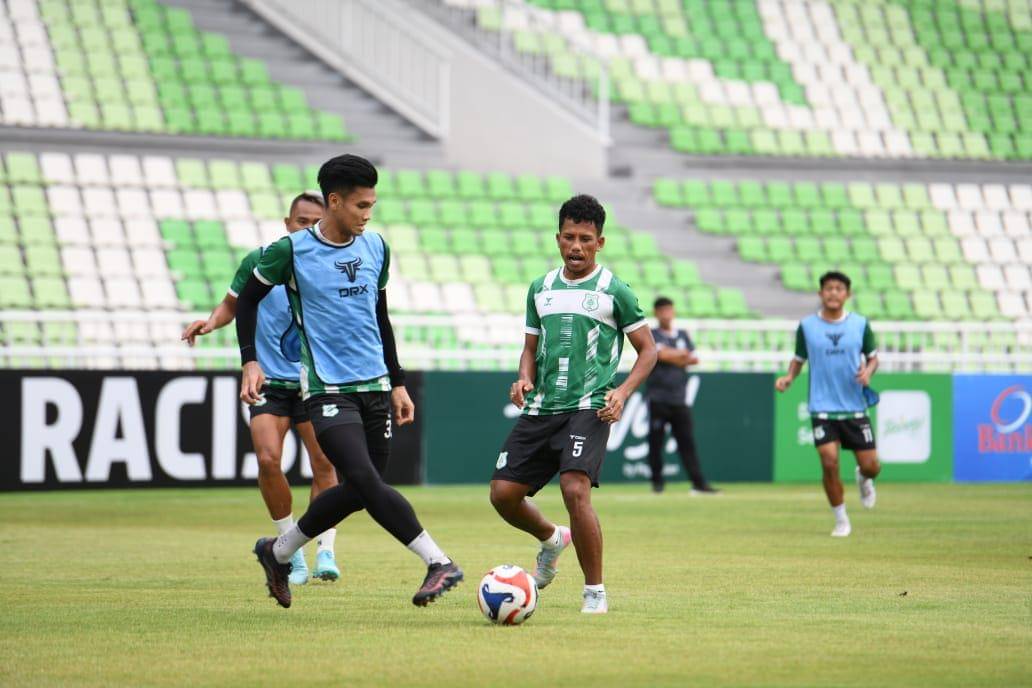 Skuat PSMS berlatih di Stadion Utama Sumut jelang laga kontra PSPS (dok.PSMS)