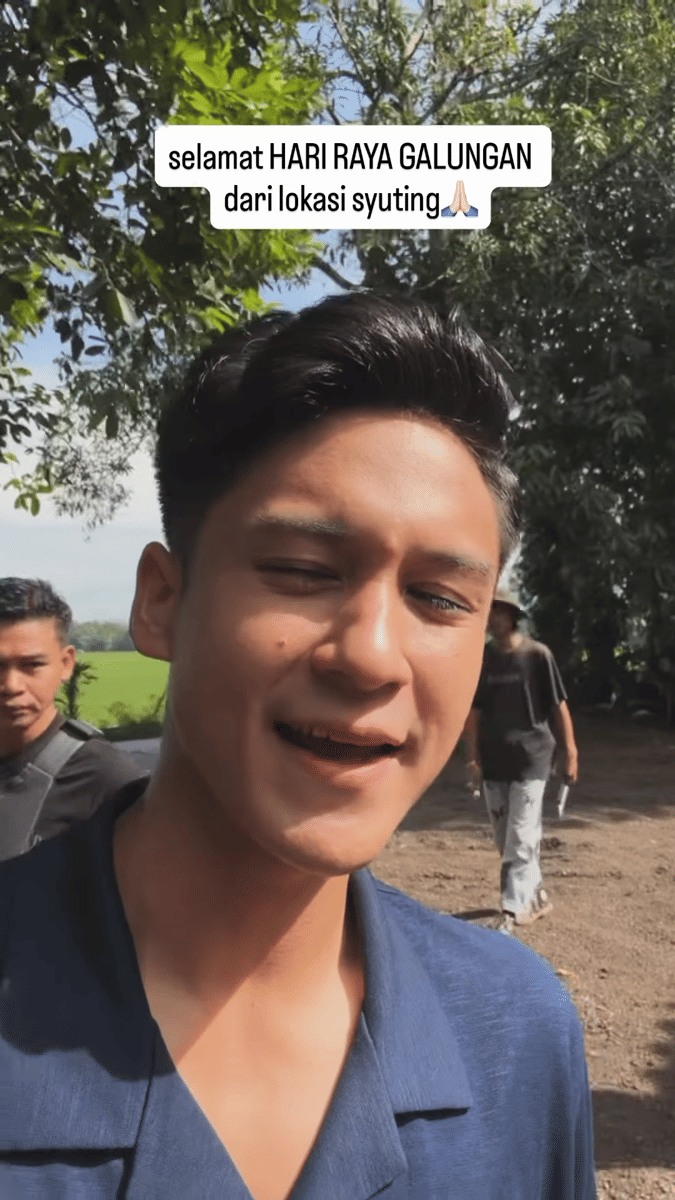 artis rayakan Galungan 2025