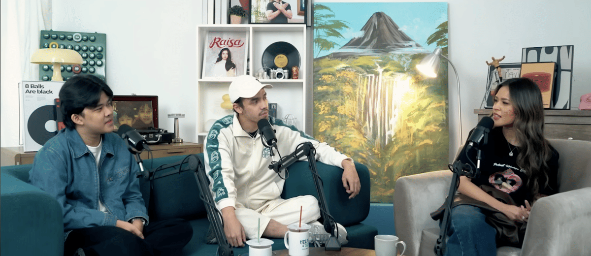 potret tangkapan layar podcast Podcast Keluarga Artis Ep.10 - Ketuanya Keluarga Artis!