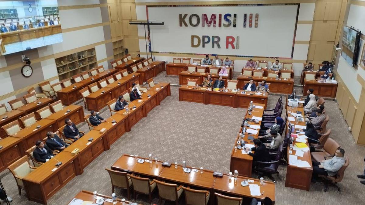 Komisi III DPR RI menyetujui 7 calon komisioner KY