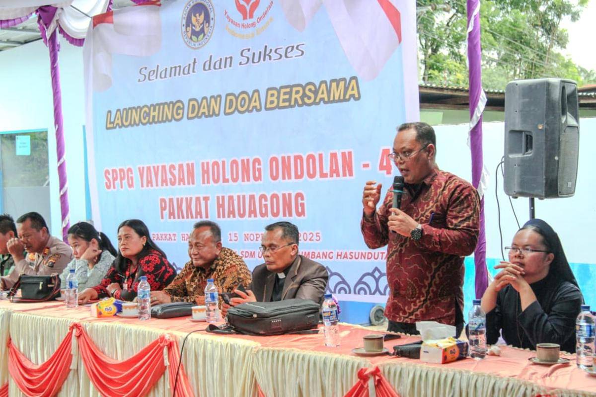 Yayasan Holong Ondolan Indonesia Emas secara resmi meluncurkan Satuan Pelayanan Pemenuhan Gizi (SPPG) Yayasan Holong Ondolan 4 Pakkat Hauagong, Sabtu (15/11/2025) (dok.Holong Ondolan)