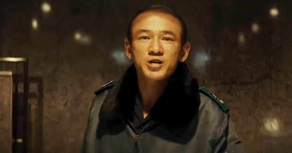 Hwang Jung Min di film 12.12: The Day