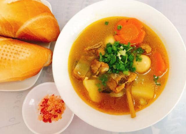 ilustrasi hidangan sup