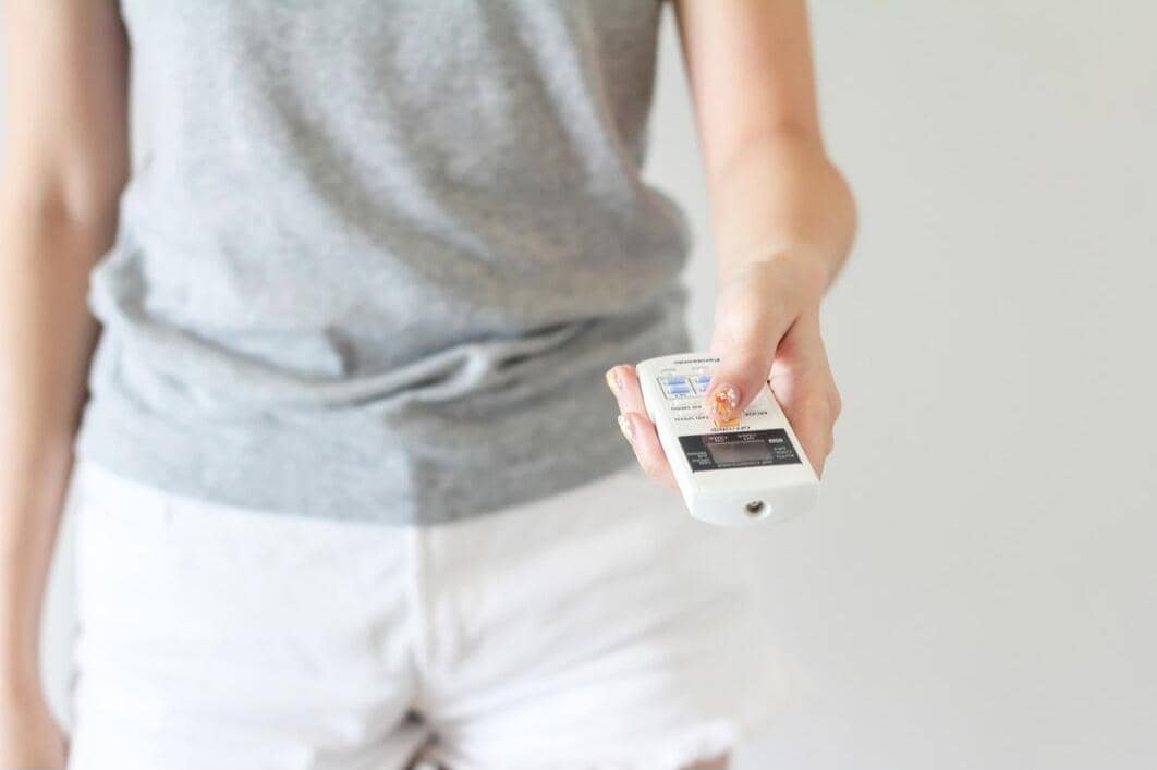 ilustrasi mengatur suhu ac