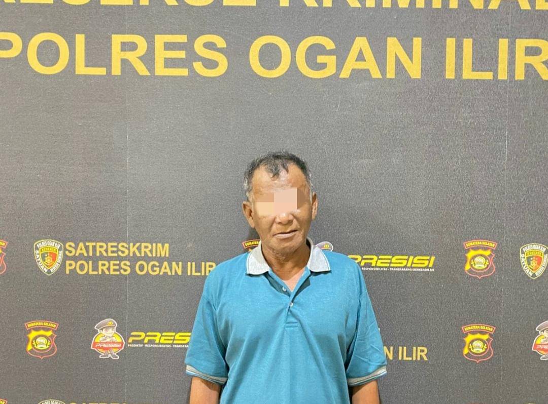 Pelaku pencabulan anak saat ditahan di Rutan Polres Ogan Ilir.