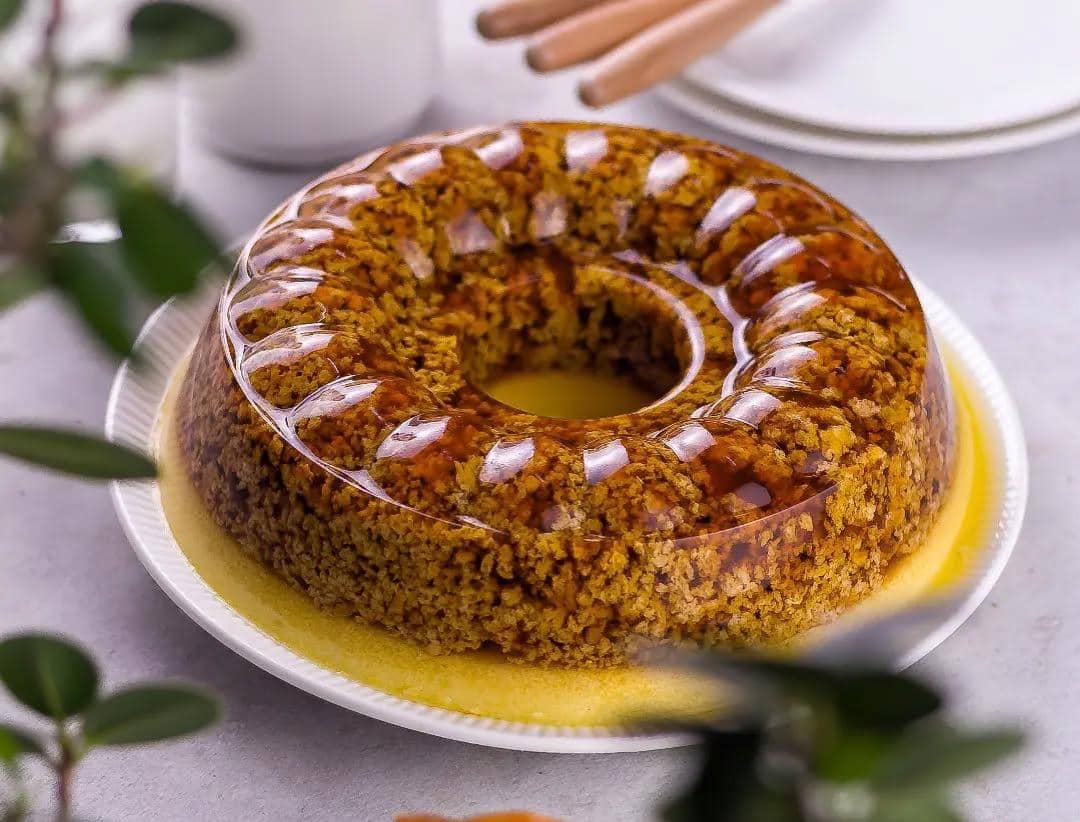 ilustrasi puding lumut gula merah