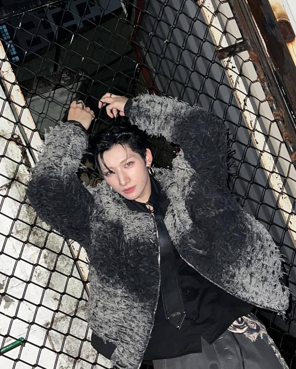 OOTD Pakai Dasi ala Member NEXZ