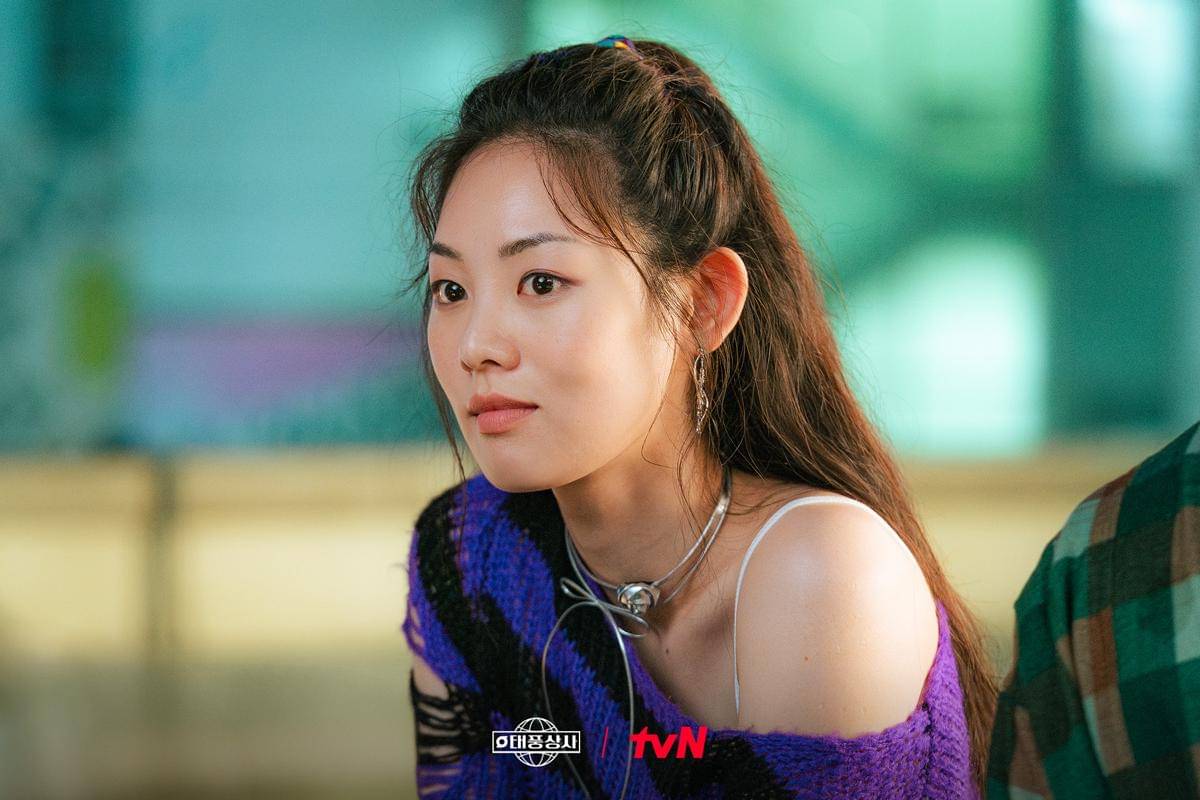 Kwon Han Sol di Typhoon Family