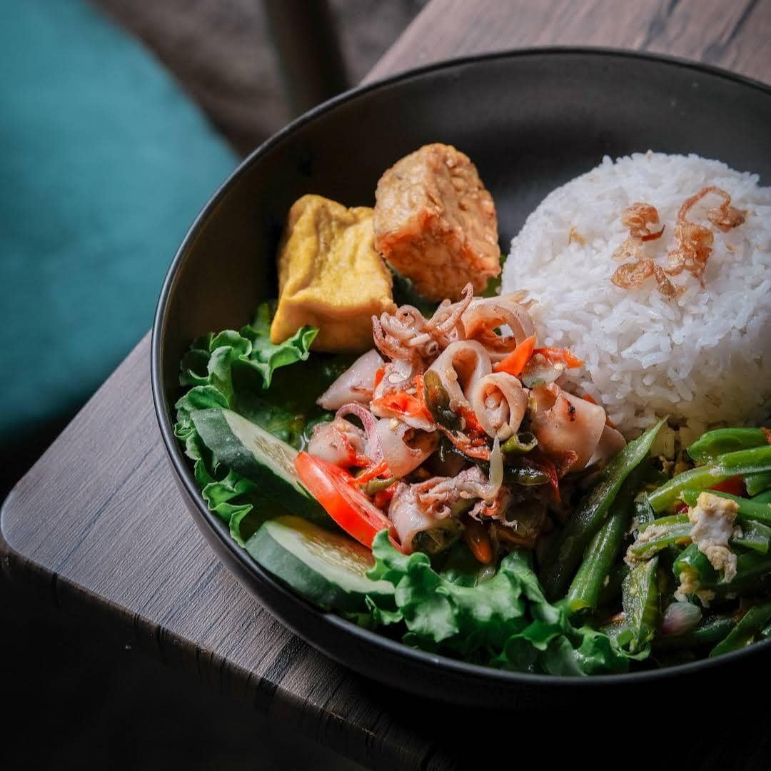 Benefit Coffee and Space Sukarame Bandar Lampung