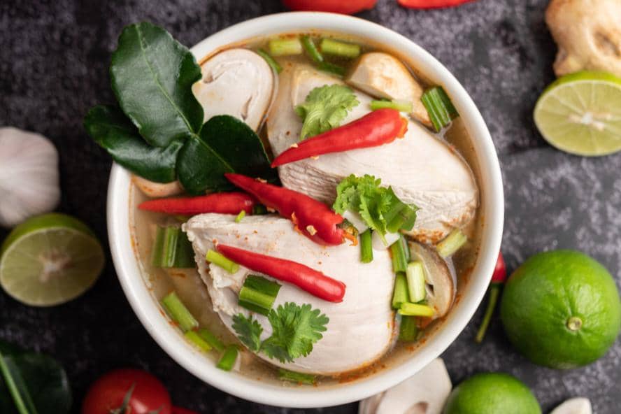 Ilustrasi ayam kukus rempah