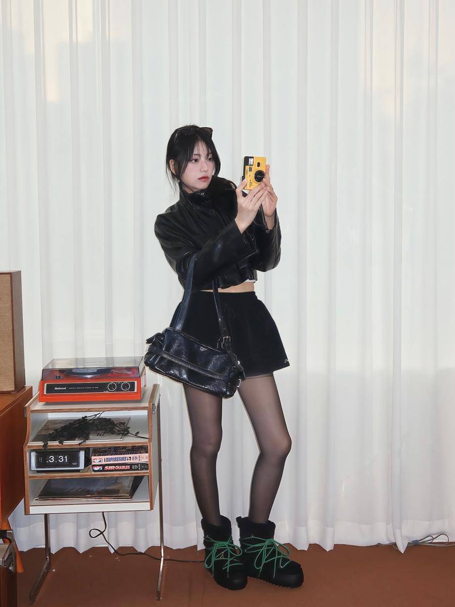 inspirasi OOTD Kim Ji Yoon