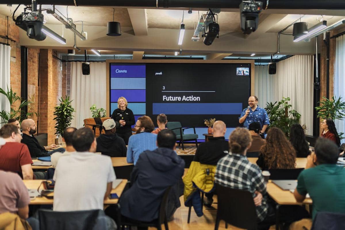 ilustrasi presentasi kerja