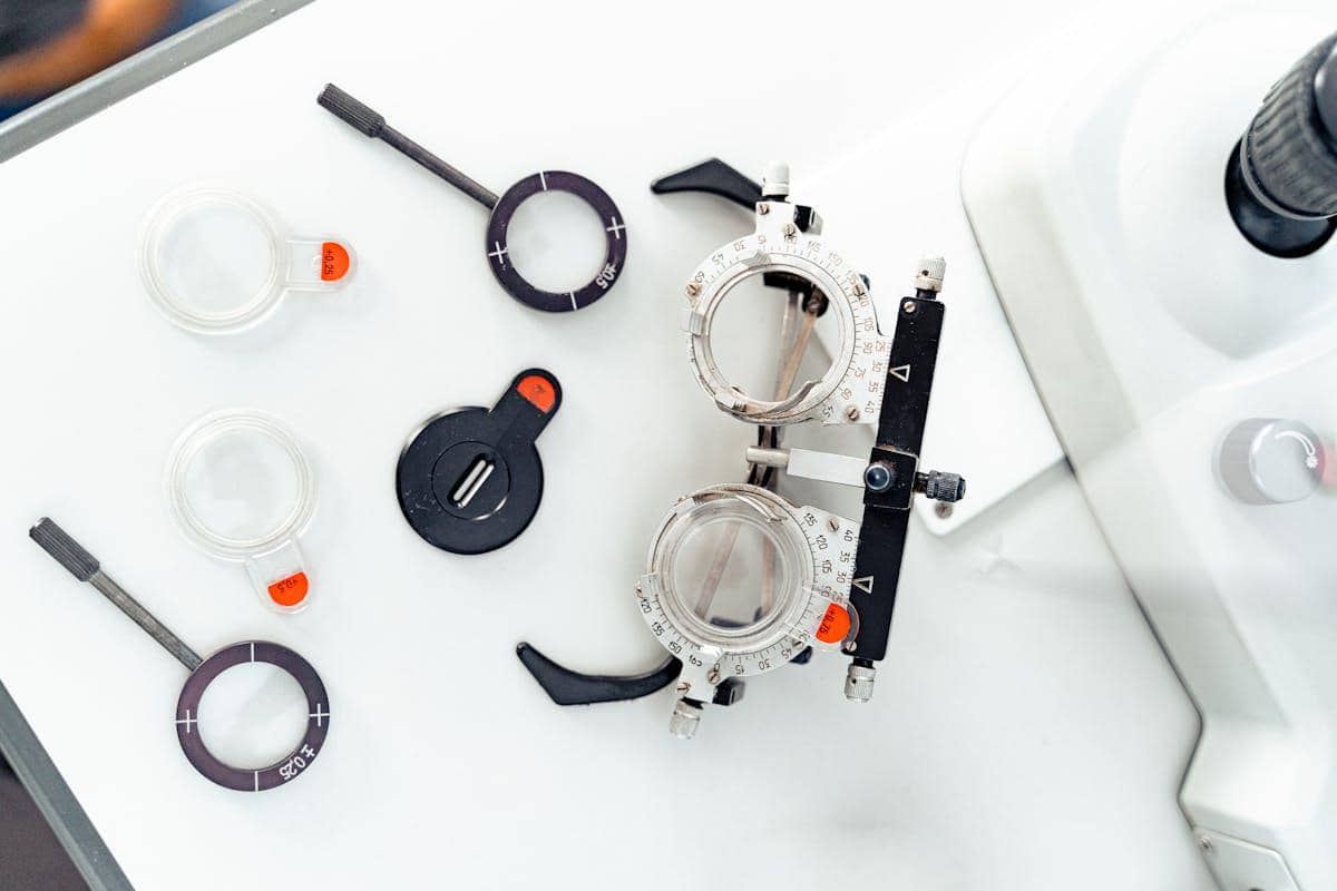 ilustrasi cara membaca resep kacamata