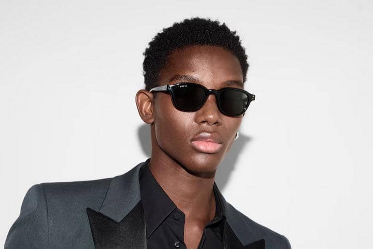 ilustrasi kacamata Gucci asli 