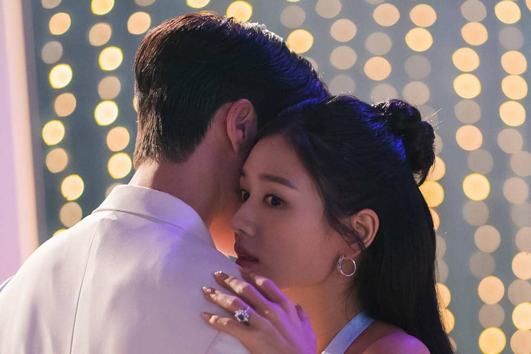 Gong Ji Hyeok (Jang Ki Yong) dan Go Da Rim (Ahn Eun Jin) dalam drakor Dynamite Kiss 