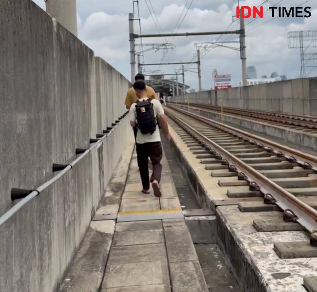 MRT Jakarta alami gangguan seluruh penumpang dievakuasi/dok IDN Times Misrohatun 