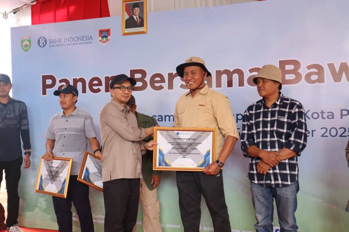 BI Sumsel berikan bantuan ke gapoktan di Pagar Alam (Dok. BI Sumsel)