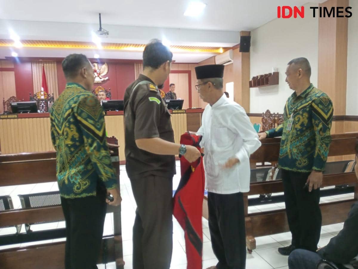 Salah satu terdakwa dalam kasus mafia tanah dengan korban Mbah Tupon, Bibit Rustamta
