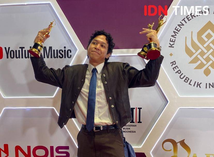 potret Baskara Putra di AMI Awards 2025