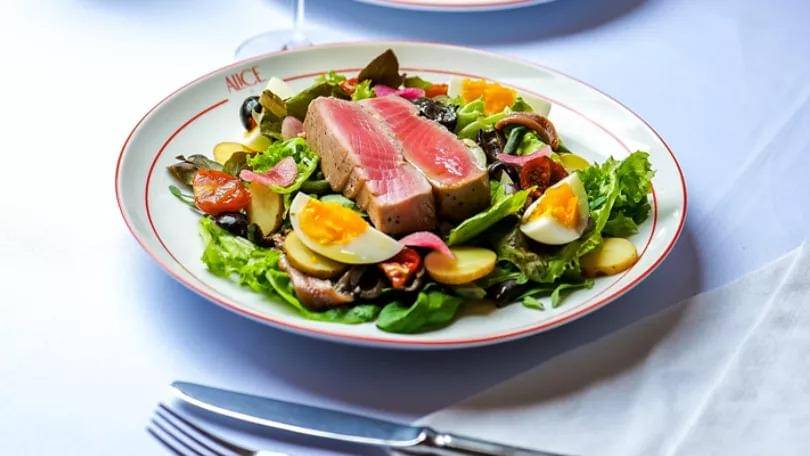 Potret menu steak di ALICE by Tom Aikens, The Langham Jakarta