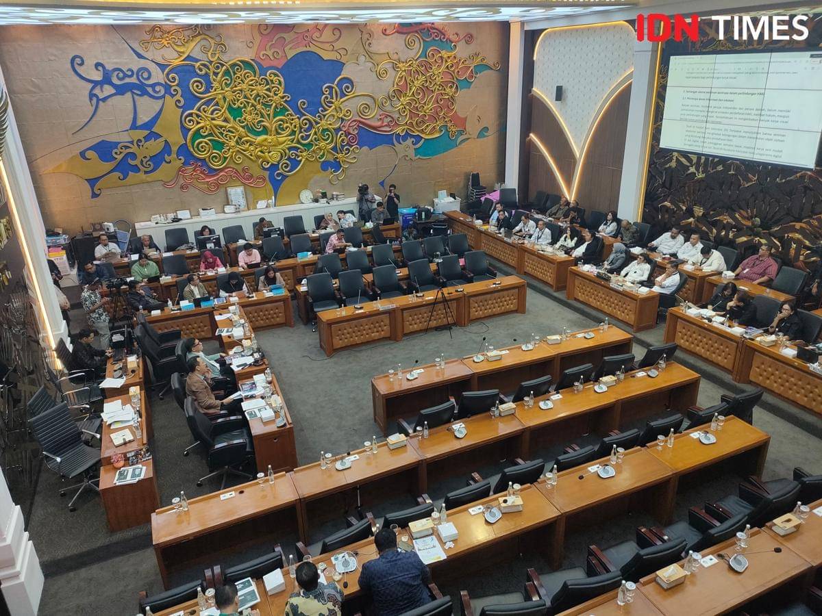 Ketua Umum PAMDI Rhoma Irama ikut beri masukan di RUU Hak Cipta. (IDN Times/Amir Faisol).