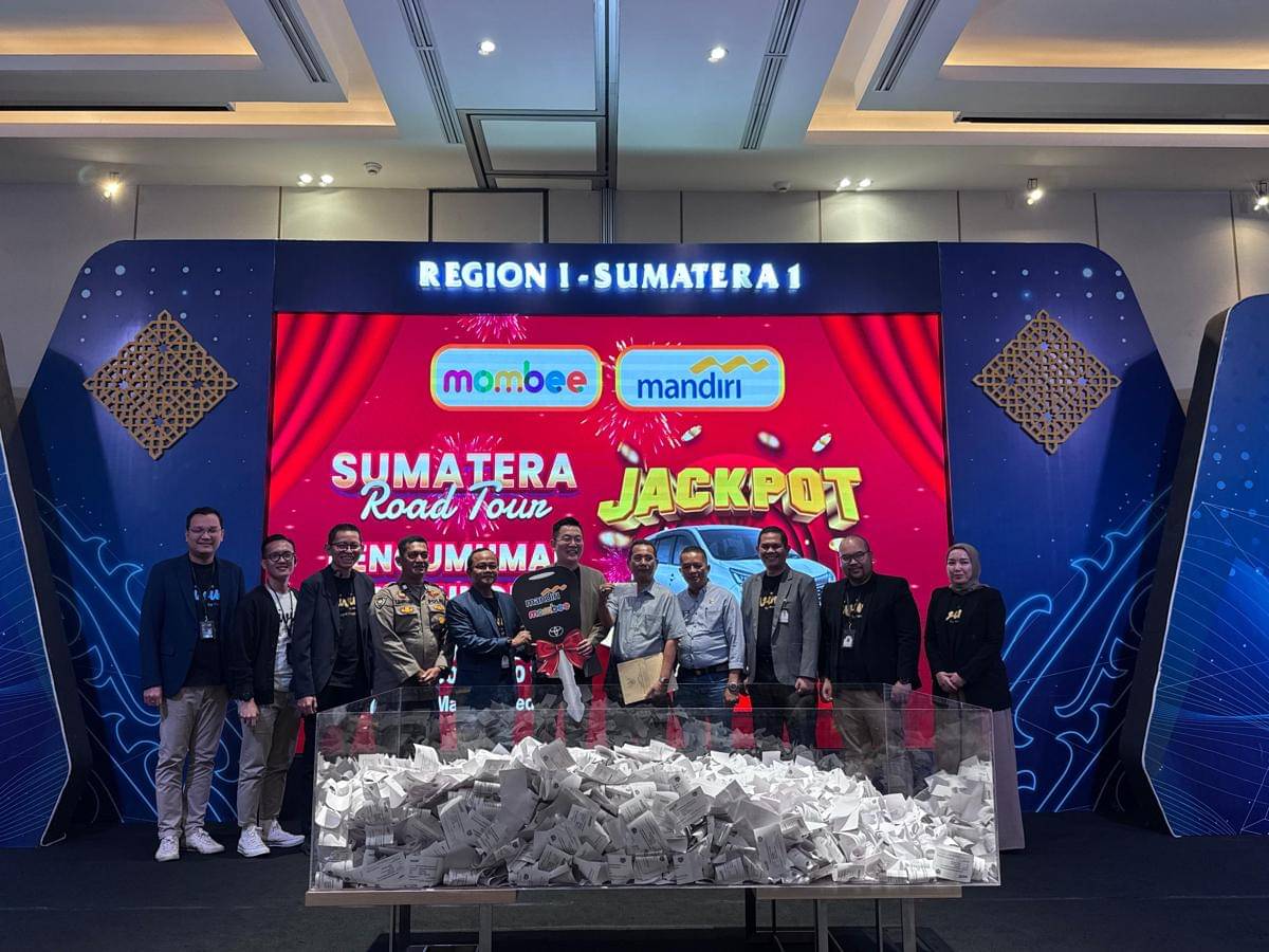Undian mobil jadi puncak Mombee Expo Sumatra Tour 2025 di Menara Mandiri, Kamis (20/11/2025) (dok.Mombee)
