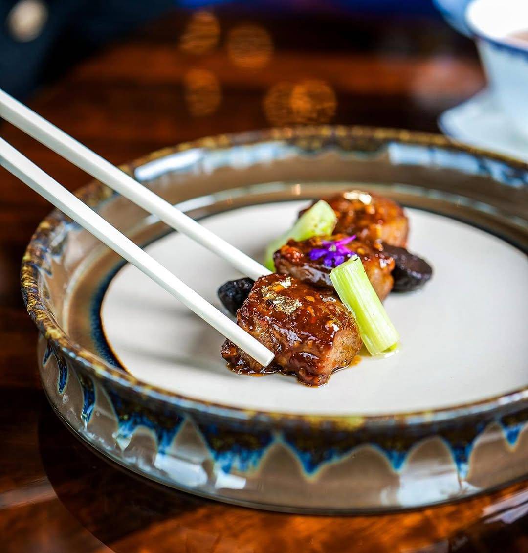 Potret menu di T’ang Court