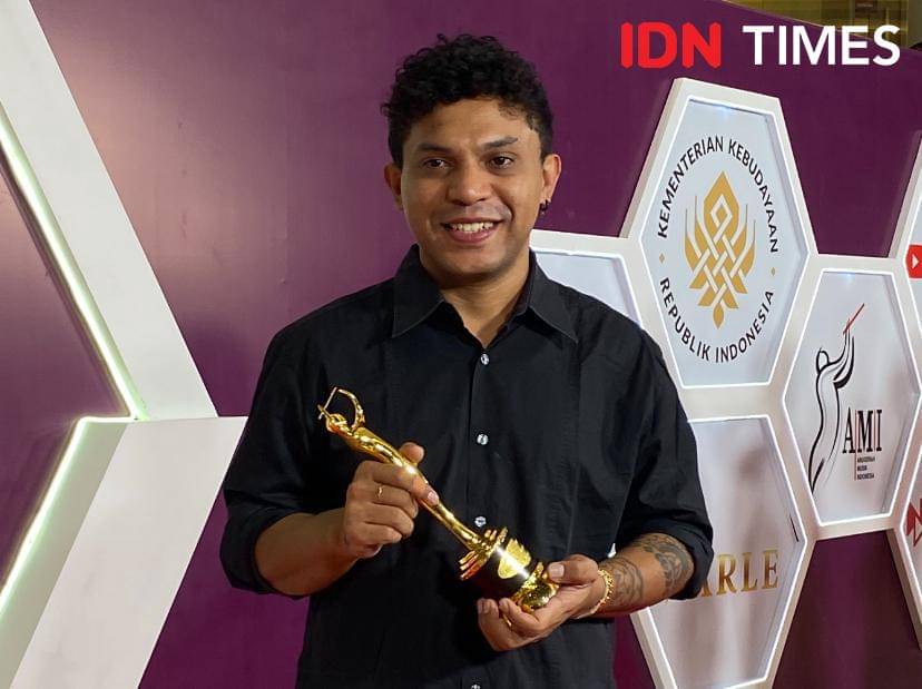 potret Silet Open Up