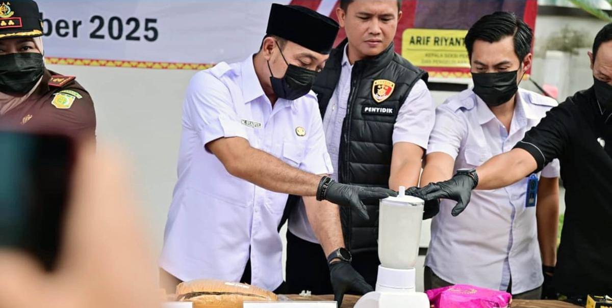 Pemusnahan barang bukti kejahatan narkotika, pencurian, kekerasan, perdagangan orang, hingga pornografi oleh Kejaksaan Negeri Lampung Selatan