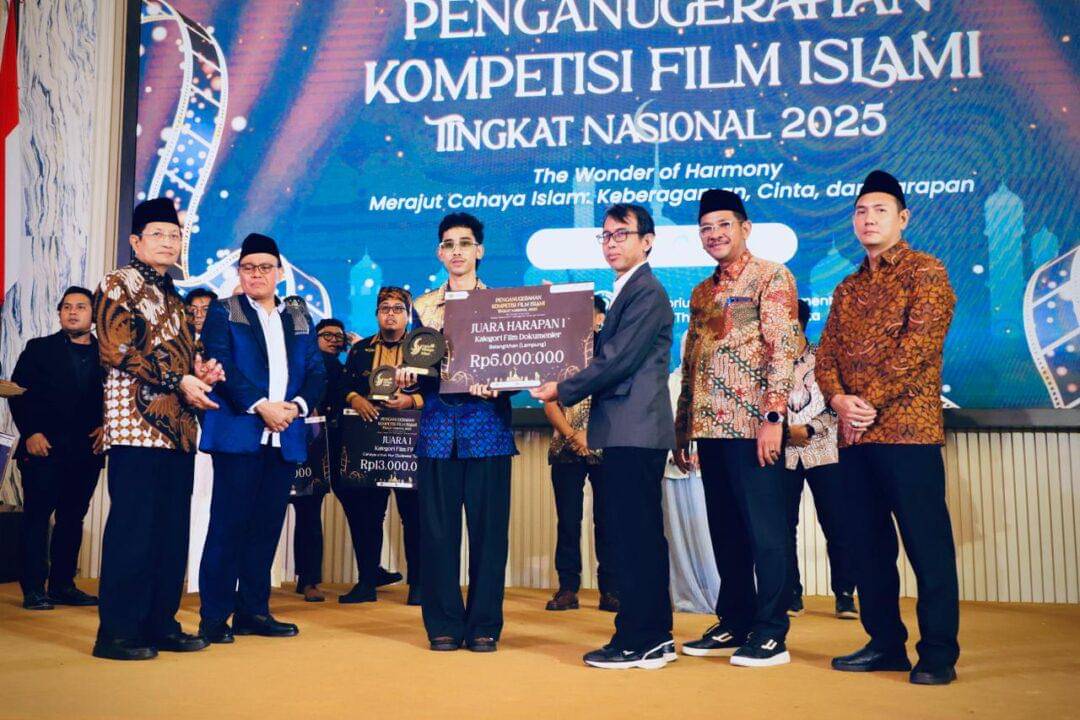 Film dokumenter berjudul Belangikhan karya mahasiswa Prodi Komunikasi dan Penyiaran Islam Fakultas Dakwah dan Ilmu Komunikasi UIN Raden Intan Lampung berhasil meraih Juara Harapan 1 pada Kompetisi Film Islami Tingkat Nasional 2025