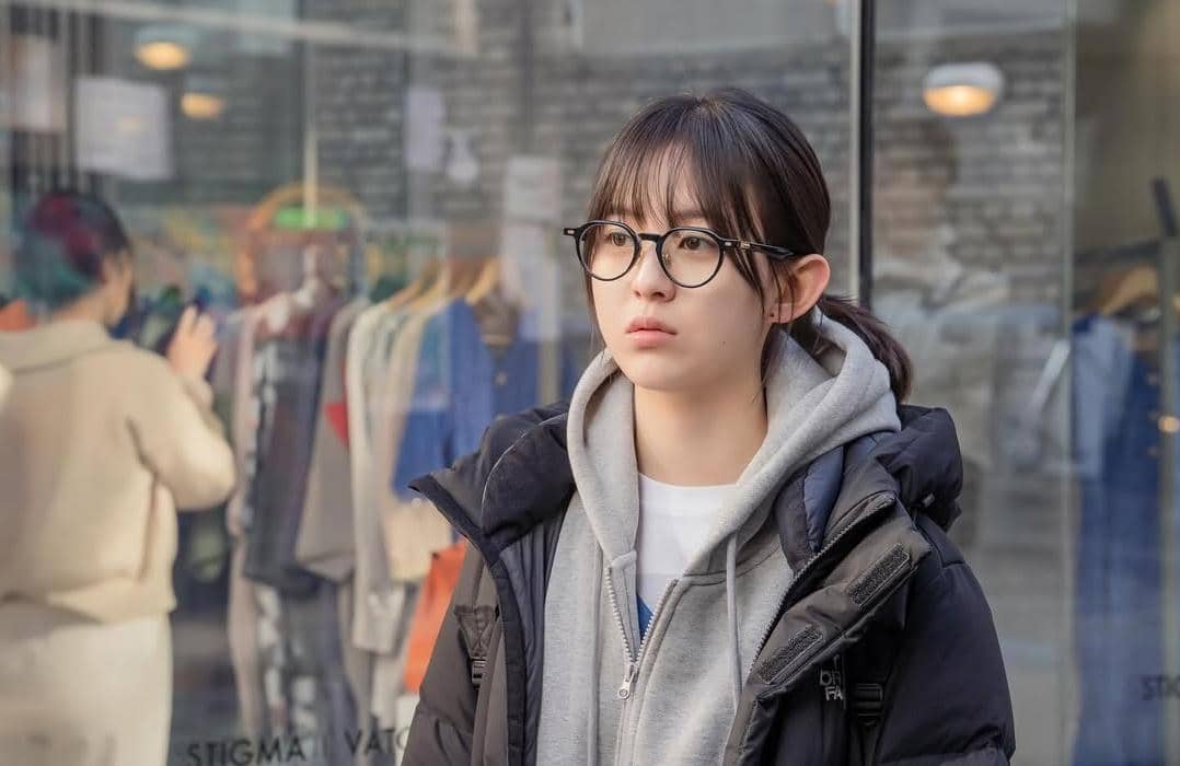 still cut drakor Spirit Fingers 