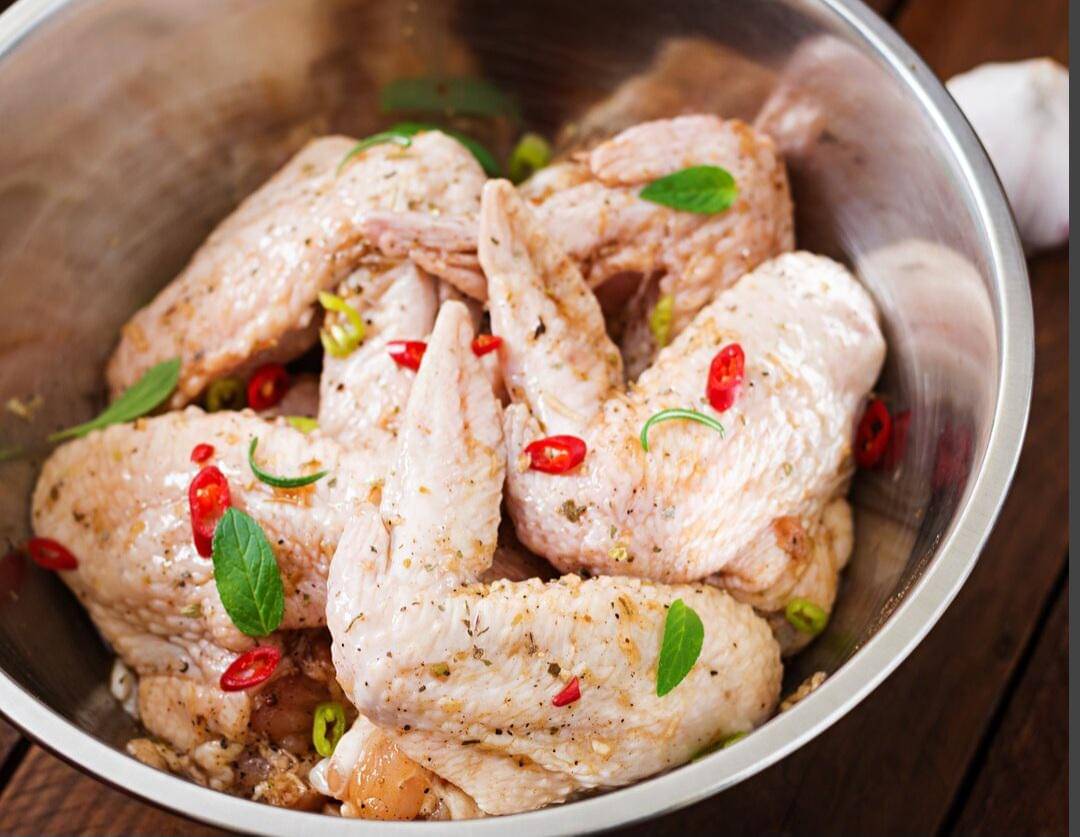 ilustrasi marinasi sayap ayam