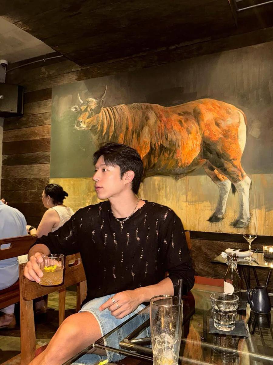 potret aktor Lee Chan Hyeong liburan di Bali