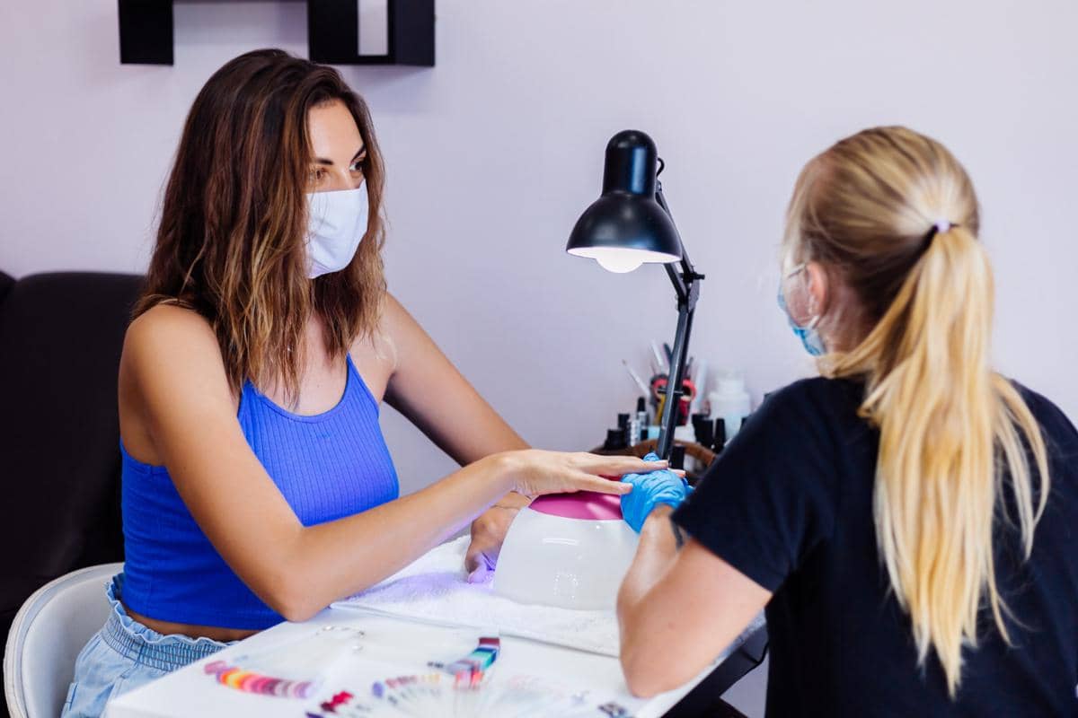 ilustrasi bisnis nail art