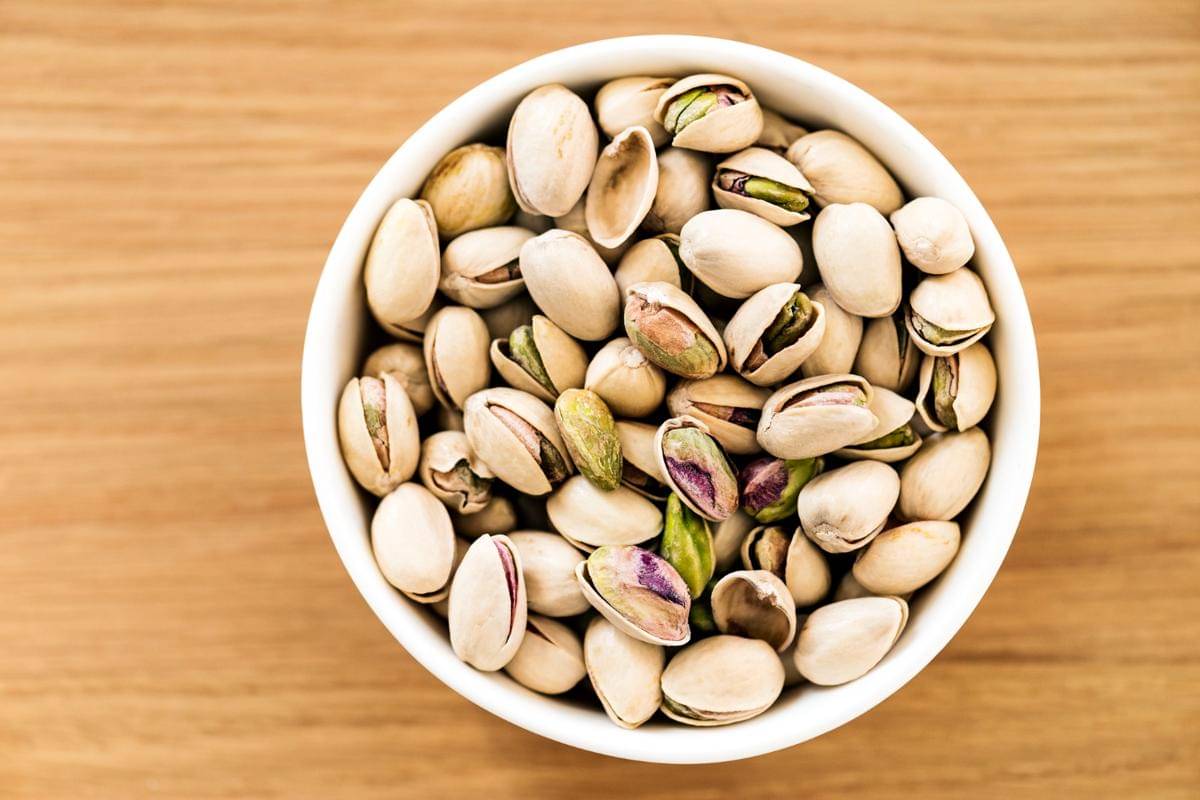 ilustrasi pistachio yang warnanya bagus dan bersih