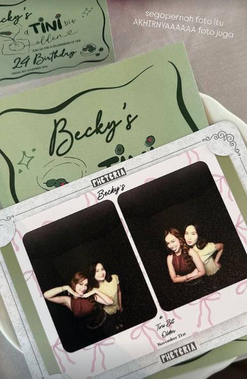 Artis di Ultah Rebbeca Kloppers (instagram.com/rklopperr)