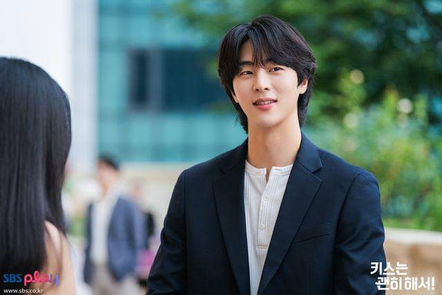 potret Kim Mu Jun di drakor Dynamite Kiss