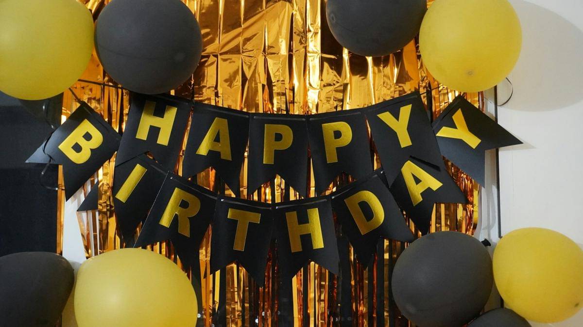 ilustrasi dekorasi ulang tahun