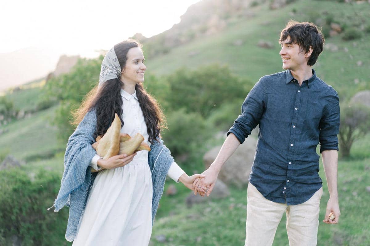 ilustrasi pasangan romantis