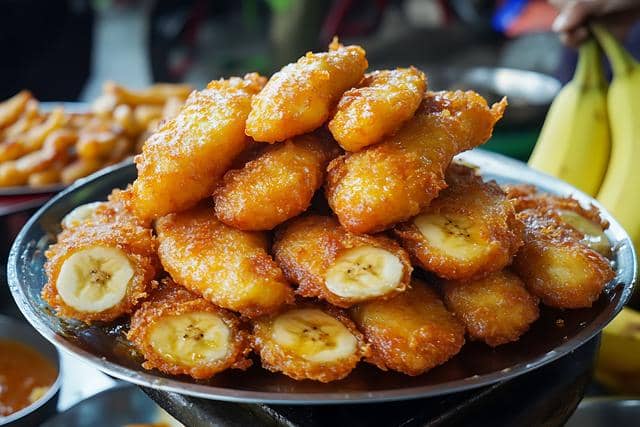 ilustrasi pisang goreng brule