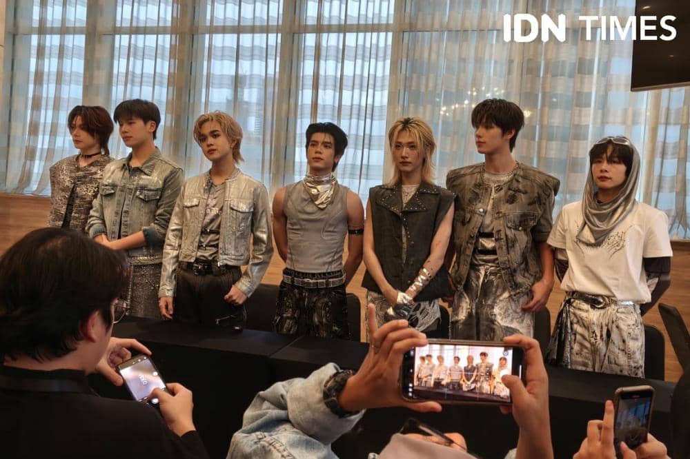 Boy Group NexT1DE saat sesi Press Conference CHUANG Asia Mini Tour di Jakarta, Kamis (20/11/2025)