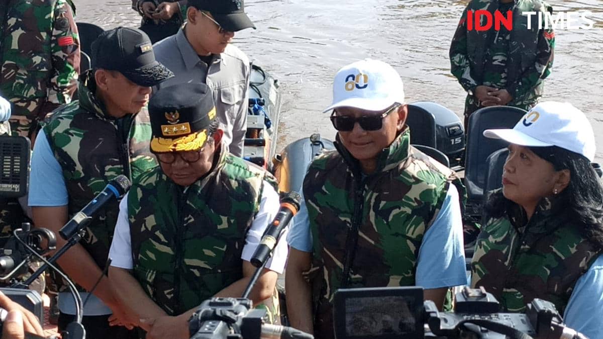 Kegiatan sehat bersih di Sungai Ciliwung, Pramono Anung