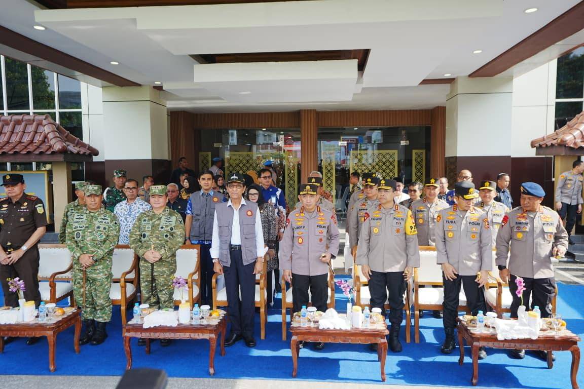 Kapolri Jenderal Listyo Sigit Prabowo menghadiri Apel Srawung Agung