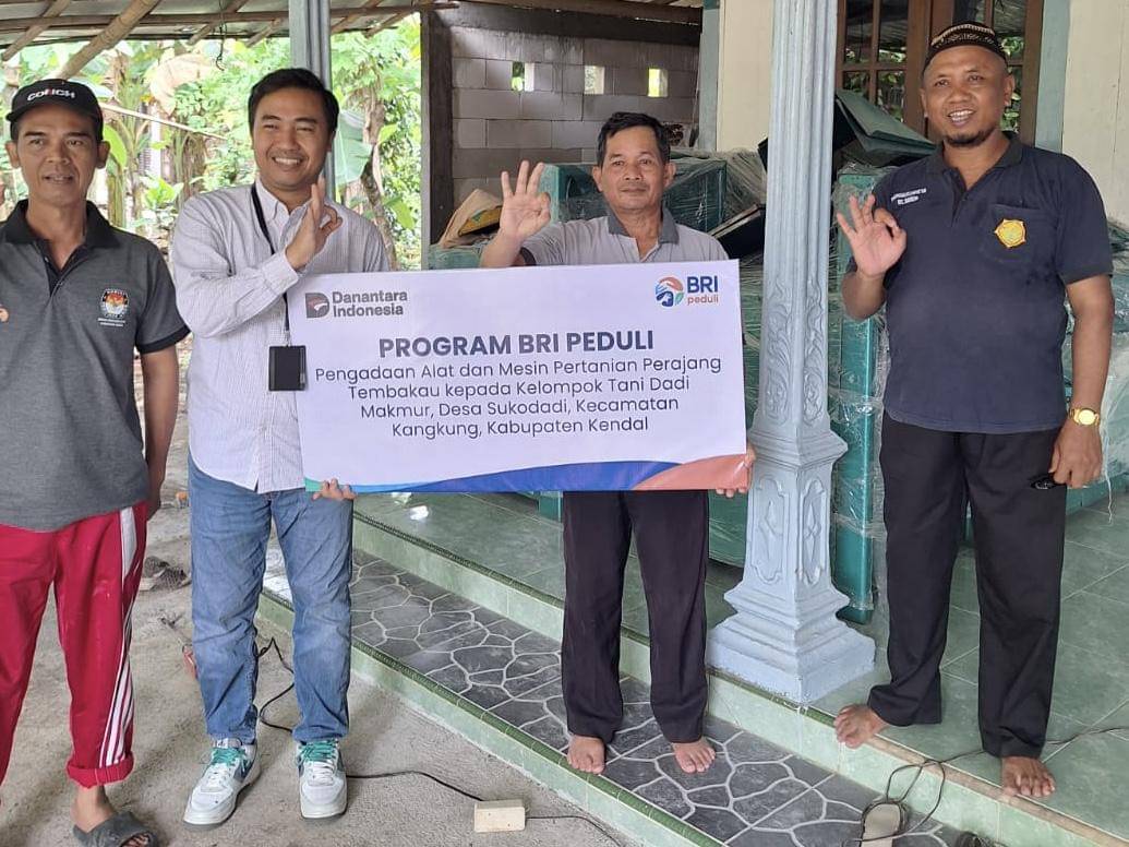 bri, bri kendal, bri peduli, kelompok tani, petani tembakau, mesin perajang tembakau