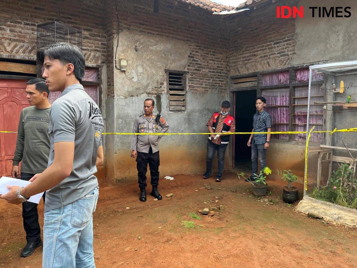 Peristiwa pembunuhan di salah satu rumah warga Kelurahan Rajabasa 