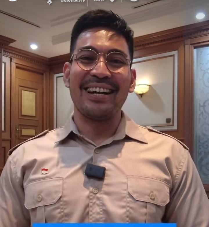 potret Robby Purba sebagai dosen praktisis tetap di MNC University