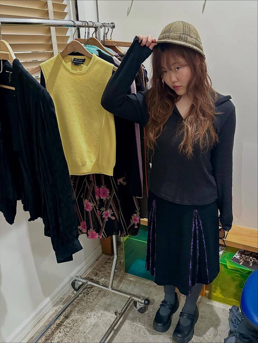 Gaya Girls Day Out ala Suhyun AKMU